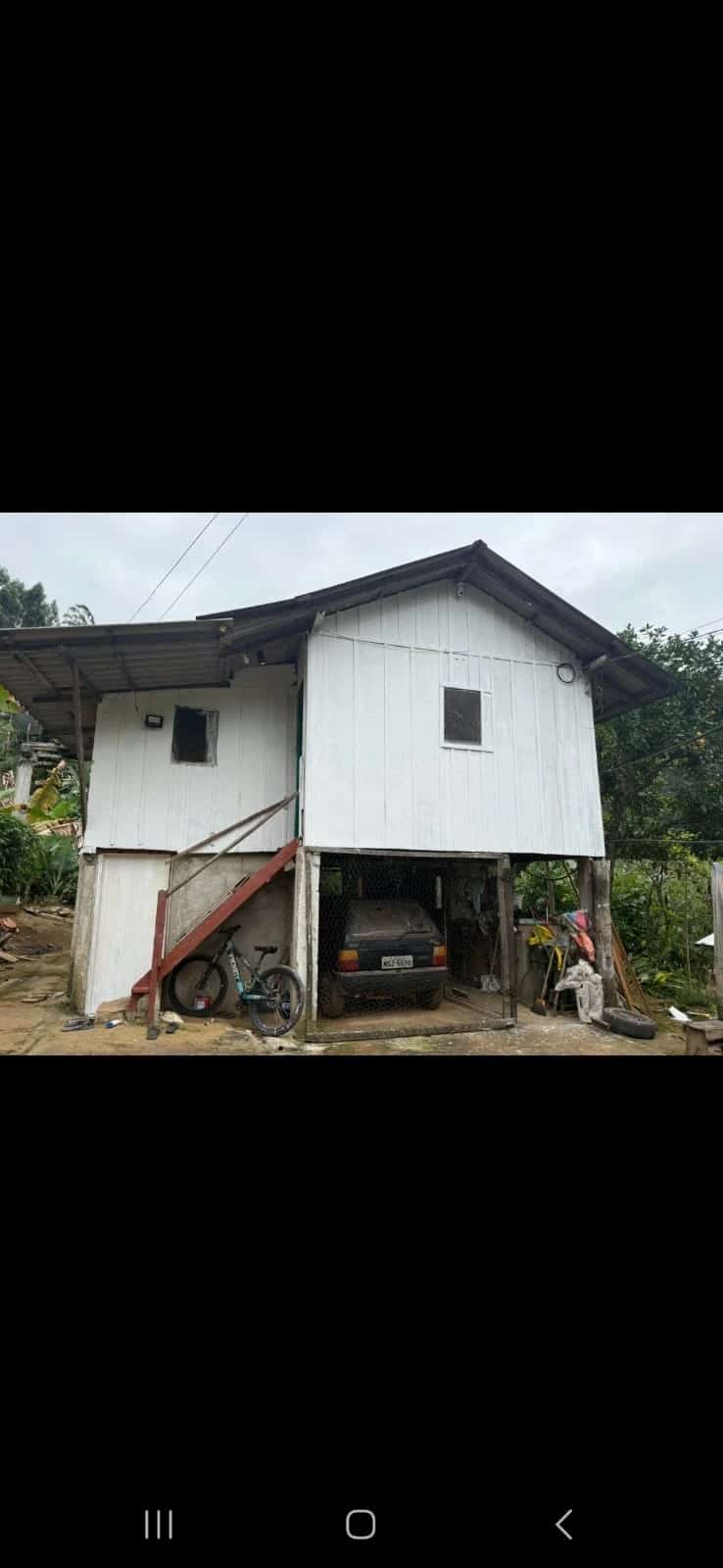 Oportunidade em Biriricas: 10 Mil m² com Casa, Poço e Duas Nascentes